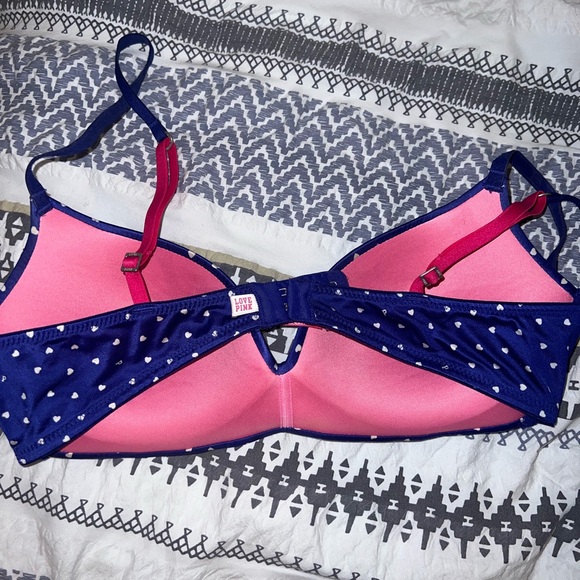 Victoria's Secret pink v-neck push up bra 34B - Picture 2 of 3